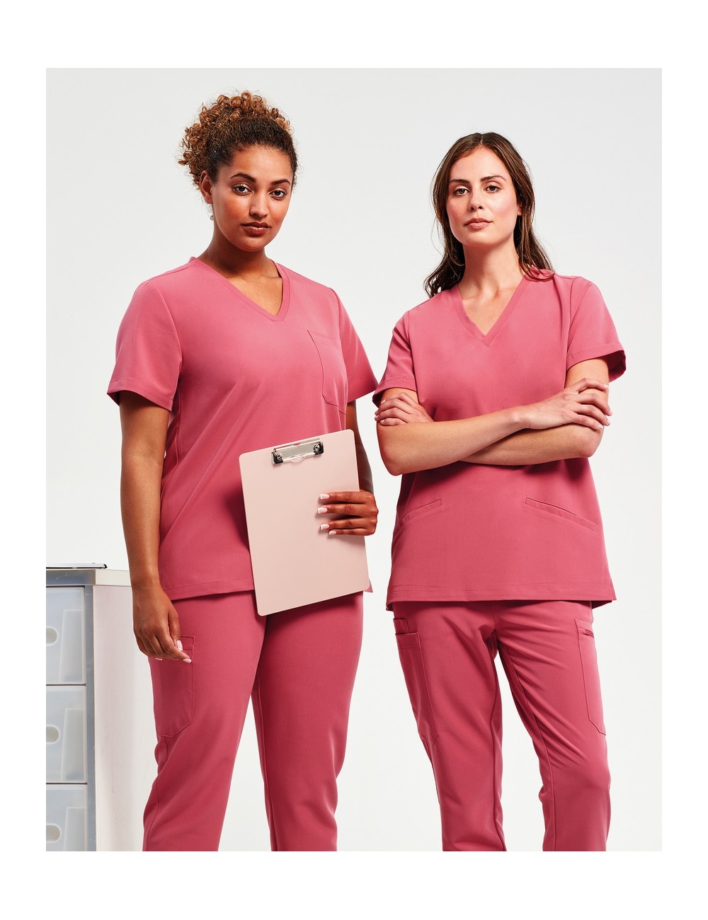 ΜΠΛΟΥΖΑ ΝΟΣΗΛΕΥΤΙΚΗΣ ΓΥΝΑΙΚΕΙΑ ΕΛΑΣΤΙΚΗ NN310 'INVINCIBLE' 